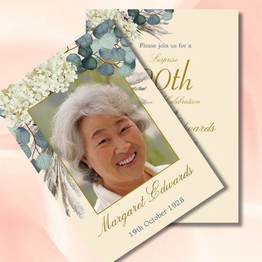 90. Floral Neutrale Creme Elegantes Foto Geburtsta Einladung