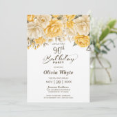 90. Geburtstag Gelbes Rosenblumengebirge Party Einladung (Stehend Vorderseite)