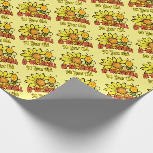 90. Geburtstag - unglaublich bei 90 Jahren alt Geschenkpapier (Ecke)
