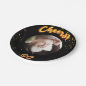 90. Geburtstagsparty Foto Goldballons schwarz Pappteller (Schrägansicht)