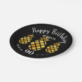 90. Geburtstagsparty schwarze Goldananas Name Pappteller (Schrägansicht)