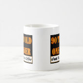 90 Jährige, ein Inhaber - die Bedarfs-Teile, Verwandlungstasse (Mittel)