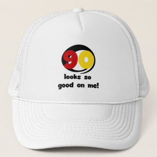 90 sieht mir so gut aus wie T - Shirt und Geschenk Truckerkappe