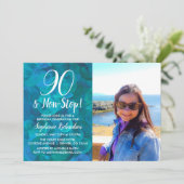 90 und Non-Stopp Abstrakt Ocean Blue Foto Geburtst Einladung (Stehend Vorderseite)