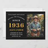 90th Birthday 1936 Black Gold Personalized Photo Einladung (Vorderseite)