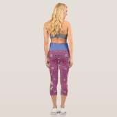 9. Band Kaleidoskop Art Capri Leggings (Rückseite)