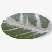 9 Inch Elegantes grünes Leaf mit zarter weißer Lin Pappteller (Schrägansicht)