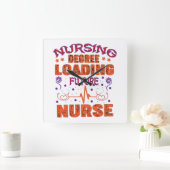 9 Krankenpflegerin für Krankenpflege mit Krankenpf Quadratische Wanduhr (Zuhause)