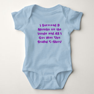 9 Monate Innen - Junge Baby Strampler