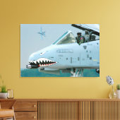 A-10C THUNDERBOLT II 24x36 Leinwanddruck (Insitu (Wohnzimmer))