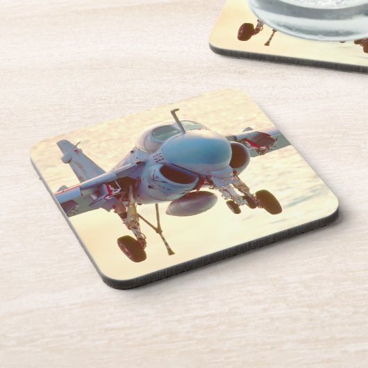 A-6-INTRUDER GETRÄNKEUNTERSETZER (Linke Seite)