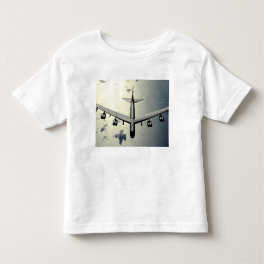 A B-52 Stratofestung in Flug 2 Kleinkind T-shirt (Vorderseite)