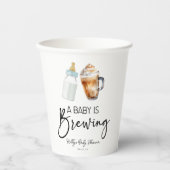 A Baby Is Brewing Bottle Coffee Glass Baby Shower Pappbecher (Vorderseite)
