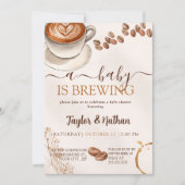 a baby prepares a baby shower invitation einladung (Vorderseite)