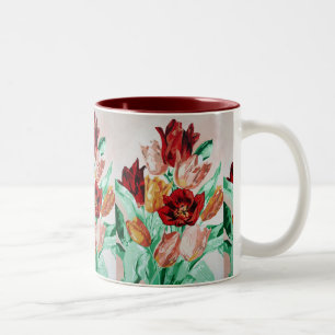 A Beautifully Bold Floral Bouquet of Tulips Zweifarbige Tasse