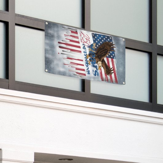 A bold, distressed illustration of a eagle banner (Äußeres Gebäude)