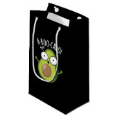 A-boo-cado Funny Avocado Scare Puns Dark BG Kleine Geschenktüte (Vorderseite Schrägansicht)
