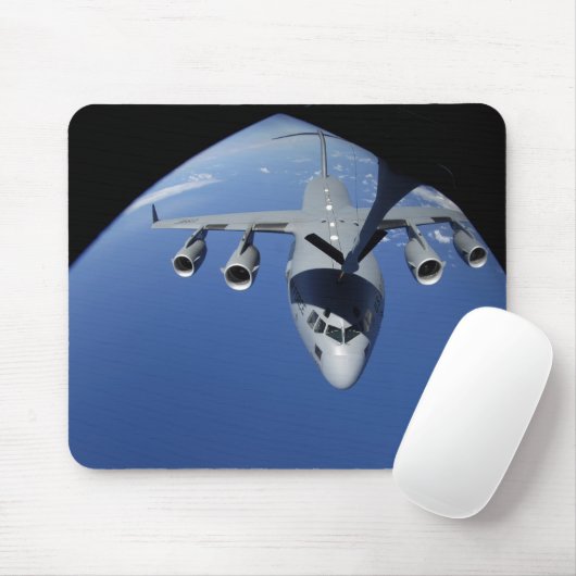 A C-17 Globemaster III erhält Kraftstoff 2 Mousepad (Mit Mouse)