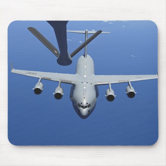A C-17 Globemaster III nähert sich dem Boom Mousepad (Vorne)