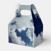 A curve in the clouds geschenkschachtel (Rückseite)