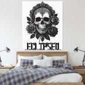 A detailed skull adorned with intricate patterns leinwanddruck (Insitu (Schlafzimmer))