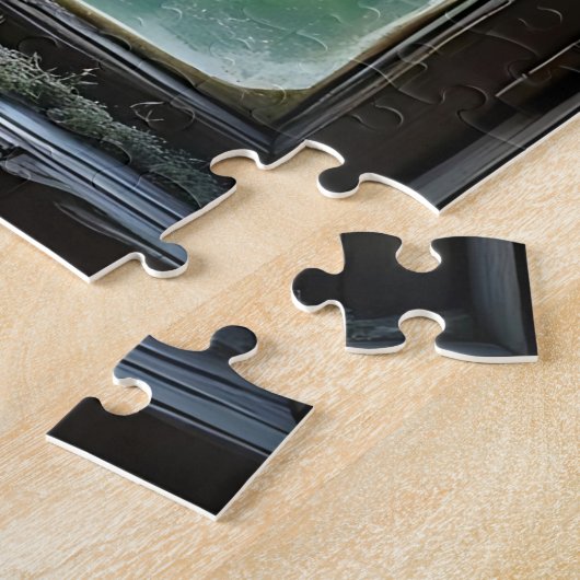 A Dreamcatcher in a Window overlooking Mountains Puzzle (Seite)