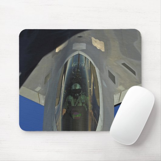 A F-22 Raptor erhält Treibstoff von einem KC-135 Mousepad (Mit Mouse)