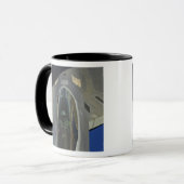 A F-22 Raptor erhält Treibstoff von einem KC-135 Tasse (Vorderseite Links)
