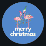 A Flamingo Christmas Classic Round Stickers<br><div class="desc">Für all unsere Freunde des warmen Wetters da draußen! Diese Whimsical Flamingo Weihnachts Classic Sticker sind nur für Sie! Perfekte Umschlag Aufkleber, Gastgeschenk Aufkleber etc. Erhältlich in 2 Größen: 1, 5 Zoll/20 pro Blatt 3 Zoll/6 pro Blatt Druck auf weißem, säurefreiem Papier Vibrant Vollfarbig, Vollblutdruck Kratzfestes Vorderteil, einfaches Abziehen und...</div>