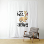 A Good Day Starts With Coffee & Giraffe Gift Funny Wandteppich (Beispiel)