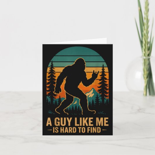 A Guy Like Me Is Hard To Find Bigfoot Funny Hiking Karte (Vorderseite)