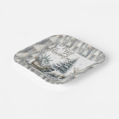 A Journey Through Winter Pines Pappteller (Gewinkelt)