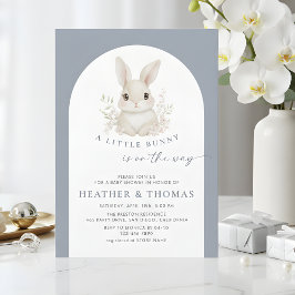 A Little Bunny Elegant Dusty Blue Baby Shower Einladung