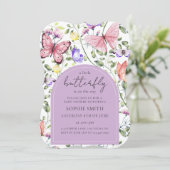 A Little Butterfly Is On The Way Purple Pink Einladung (Stehend Vorderseite)