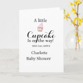 A little cupcake is on its way baby shower name da karte (Gelbe Blume)