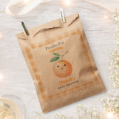 A Little Cutie Orange Gingham Citrus Baby Shower Geschenktütchen (Ausgeschnitten)