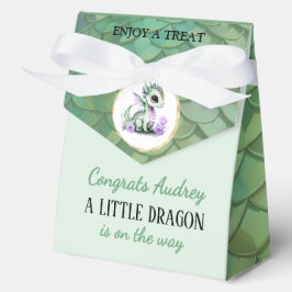 A Little Dragon Is On The Way 4"w x 2"l x 5"h Geschenkschachtel