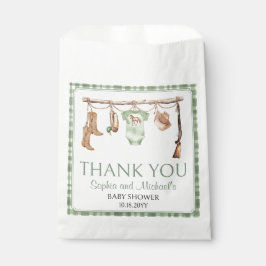 A Little Hunter Is On The Way Baby Shower Geschenktütchen