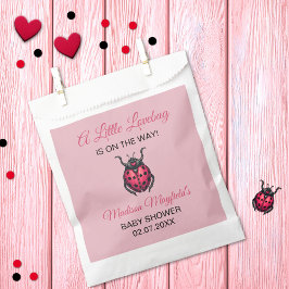 A Little Love Bug Is On The Way Ladybug Geschenktütchen