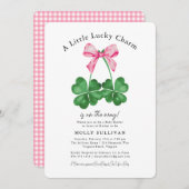 A Little Lucky Charm Shamrock Coquette Bow Einladung (Vorne/Hinten)