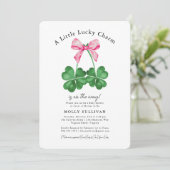 A Little Lucky Charm Shamrock Coquette Bow Einladung (Stehend Vorderseite)