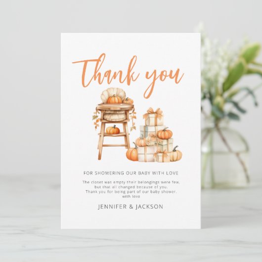 A Little Pumpkin Is Nearly Here Baby Shower Dankeskarte (Stehend Vorderseite)