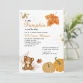 A little pumpkin is on the way baby shower einladung (Stehend Vorderseite)