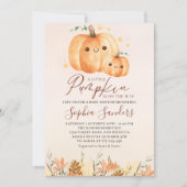 A Little Pumpkin Is on the Way" Fall Baby Shower Einladung (Vorderseite)