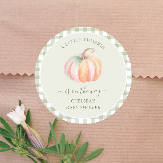 A Little Pumpkin is On The Way Fall Baby Shower Runder Aufkleber