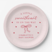 A Little Sweetheart Valentine Bow Baby Shower Pappteller (Vorderseite)