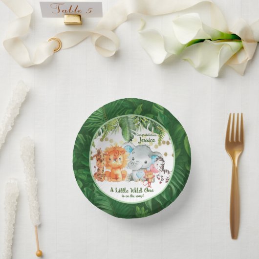 A Little Wild One Is On the Way Pappteller (Hochzeit)