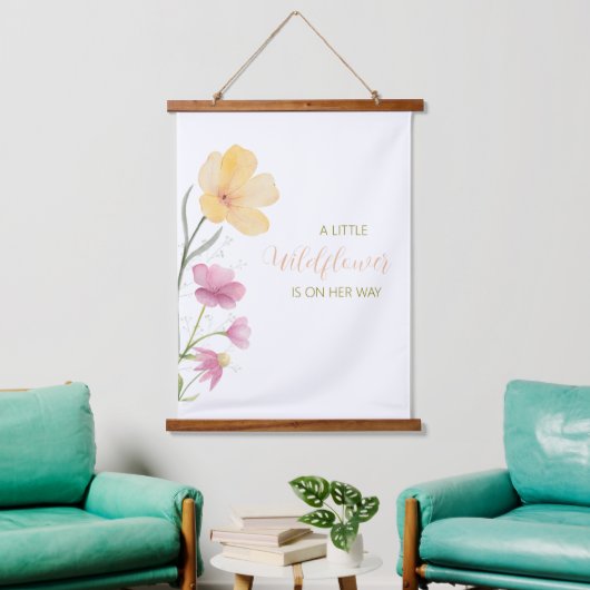 A Little Wildflower is on her way Tapestry Wandteppich Mit Holzrahmen (Wohnzimmer)