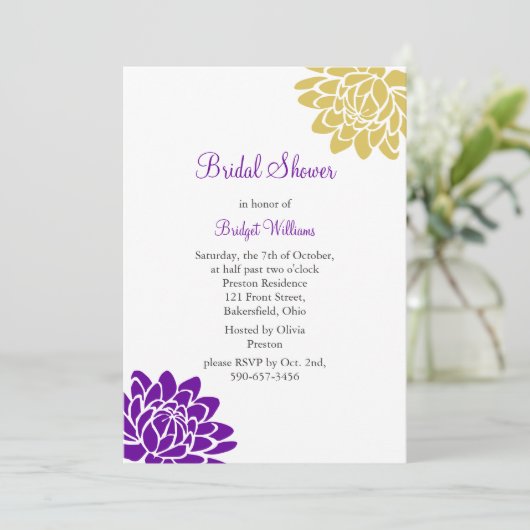 A Lotus Blume Brautparty (lila) Einladung (Stehend Vorderseite)