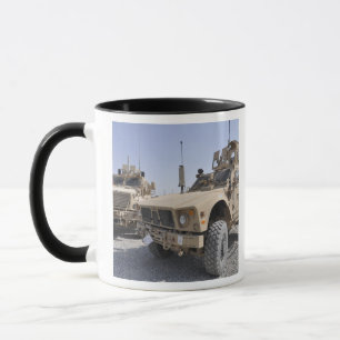 A M-ATV Mine Resistant Ambusgeschütztes Fahrzeug 2 Tasse